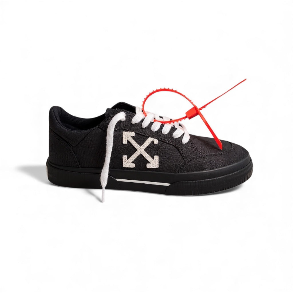 Scarpe OFF-WHITE OMIA293C99FAB0020110